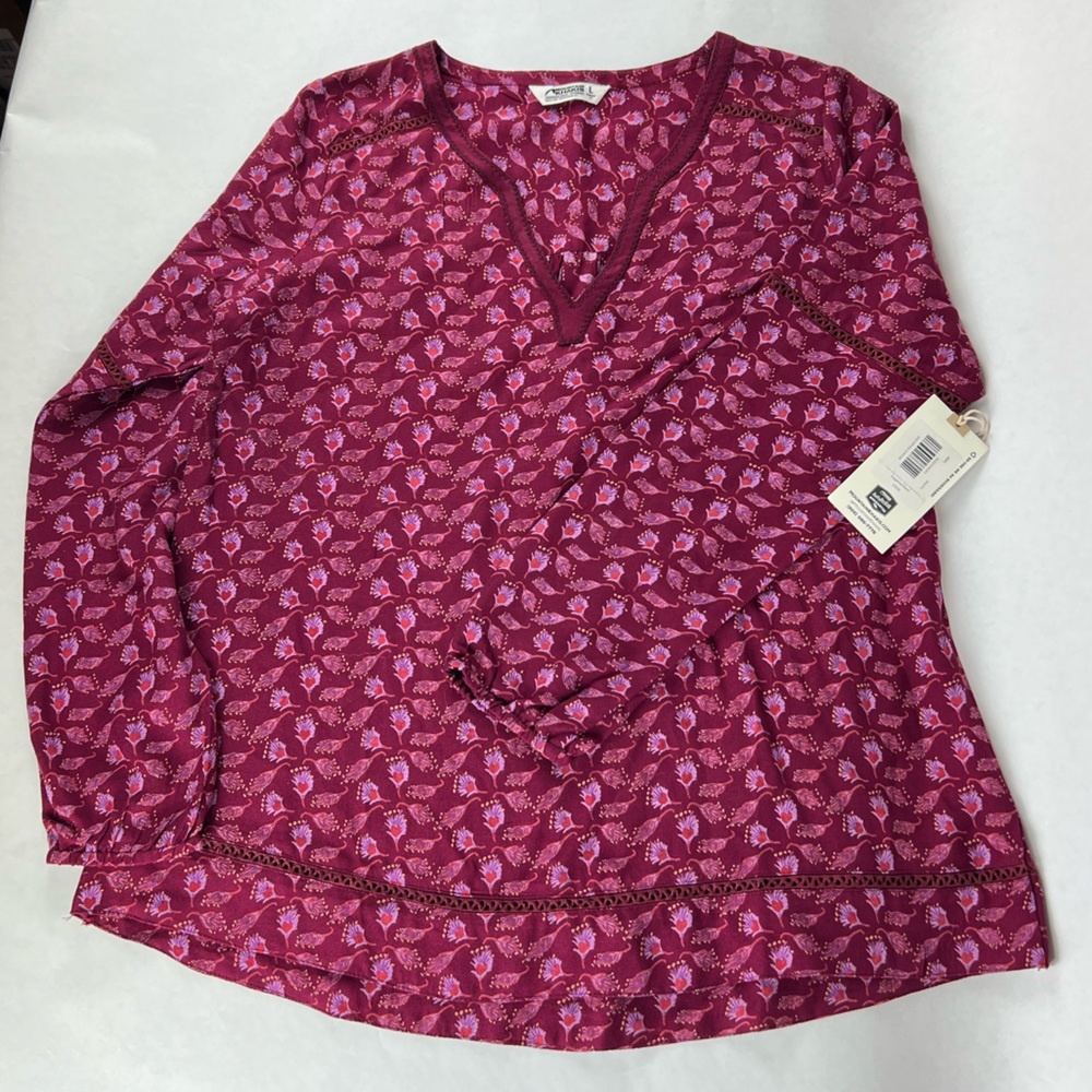 Mountain khakis shirt NWT